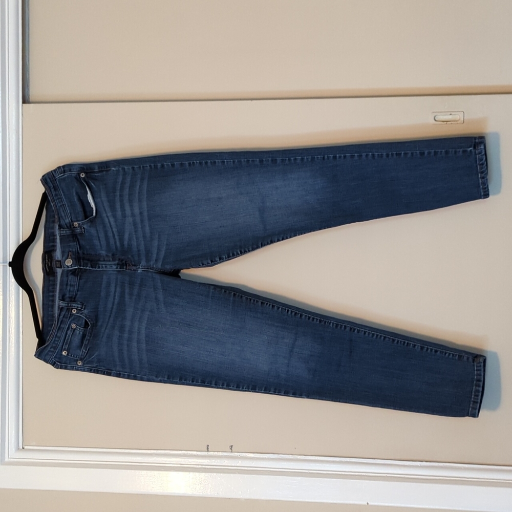 Skinny jeans